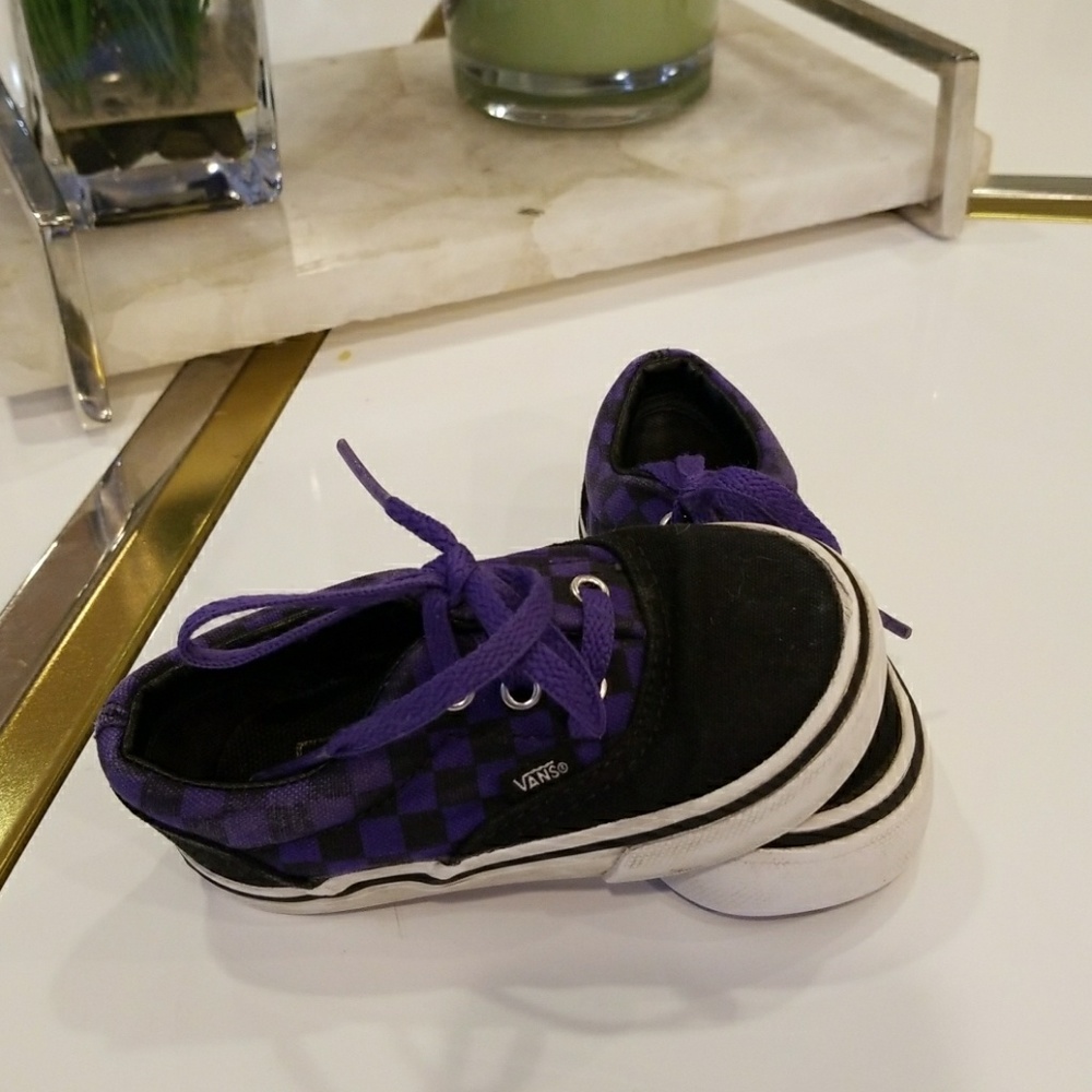 Vans sneakers size 5